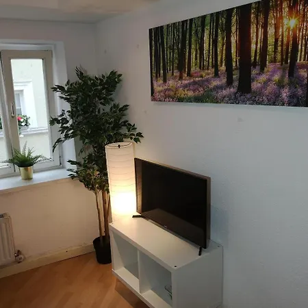 Old Town Apartment *